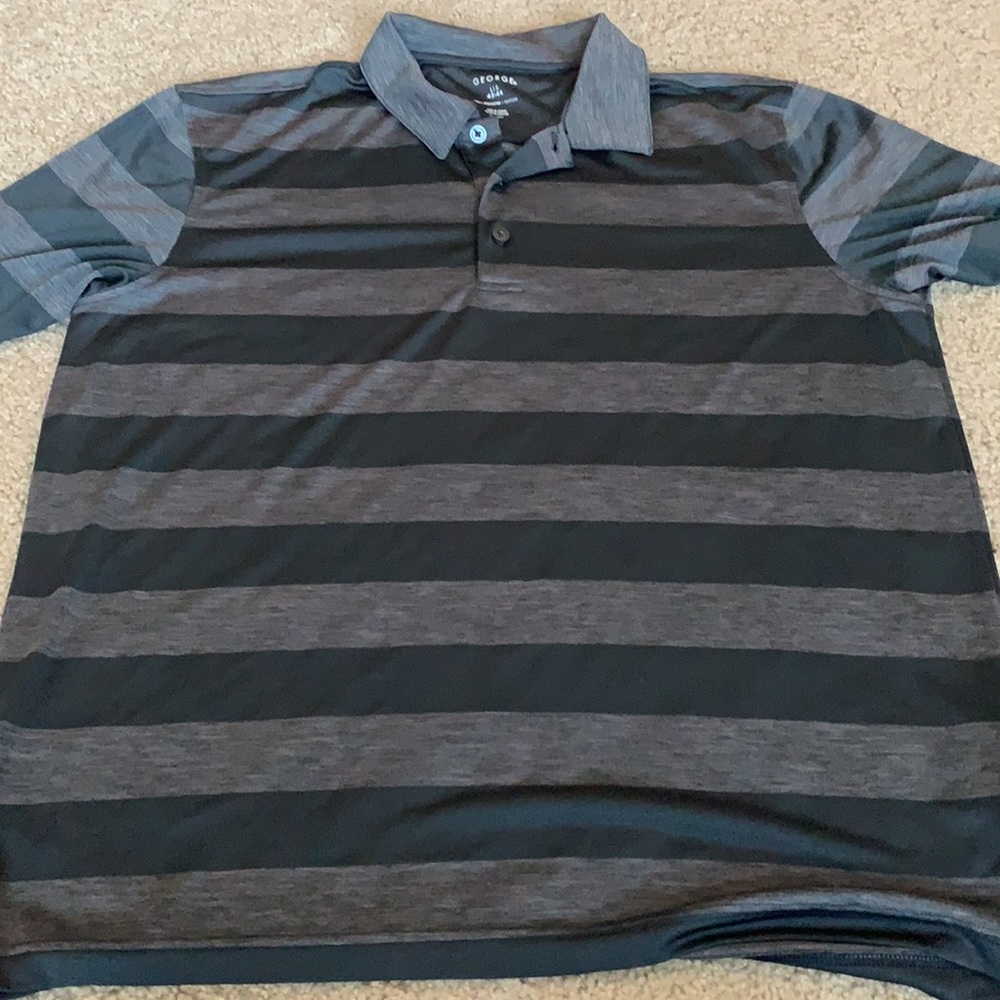 Large collared shirts. - Picture 2 of 4